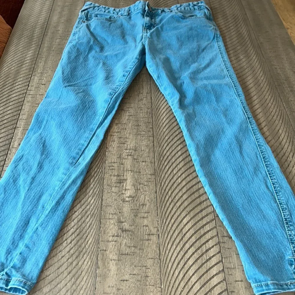 🌞 Free 🇺🇸 People Lagoon Blue Cropped 5 Pocket Denim Jeans 👖 Pull Up Straps!